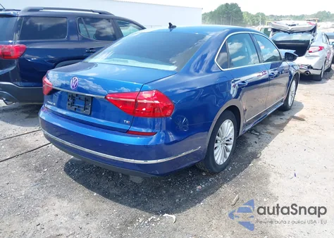 2016 Volkswagen Passat 1.8T Se z USA, uszkodzony, nr VIN 1VWBT7A39GC039211